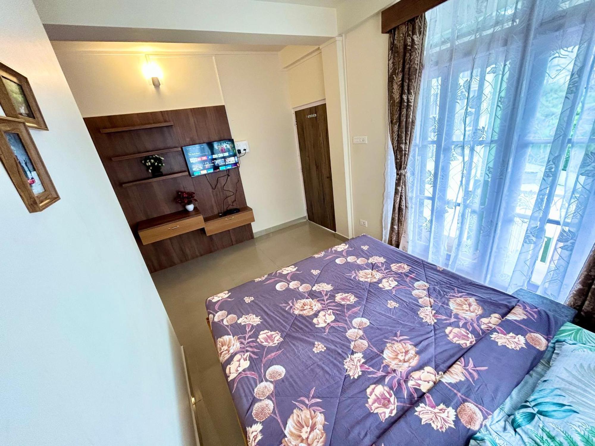 Yepplo Holiday Home - Complimentary Breakfast - 24 Hrs Caretaker & Power Backup Шиллонг Экстерьер фото