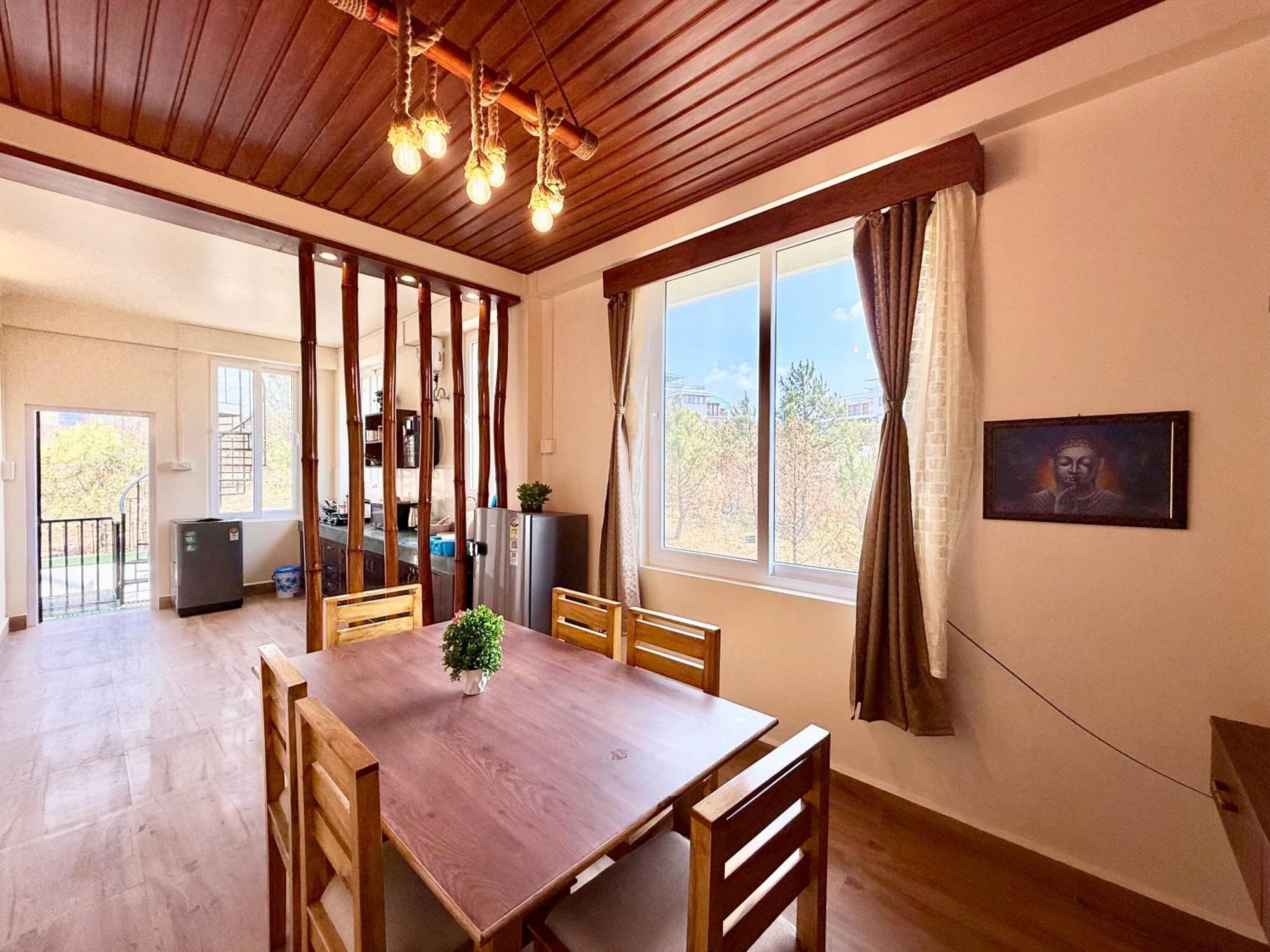 Yepplo Holiday Home - Complimentary Breakfast - 24 Hrs Caretaker & Power Backup Шиллонг Экстерьер фото